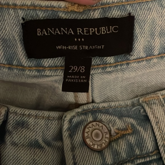 Banana Republic light wash jeans - Picture 3 of 5